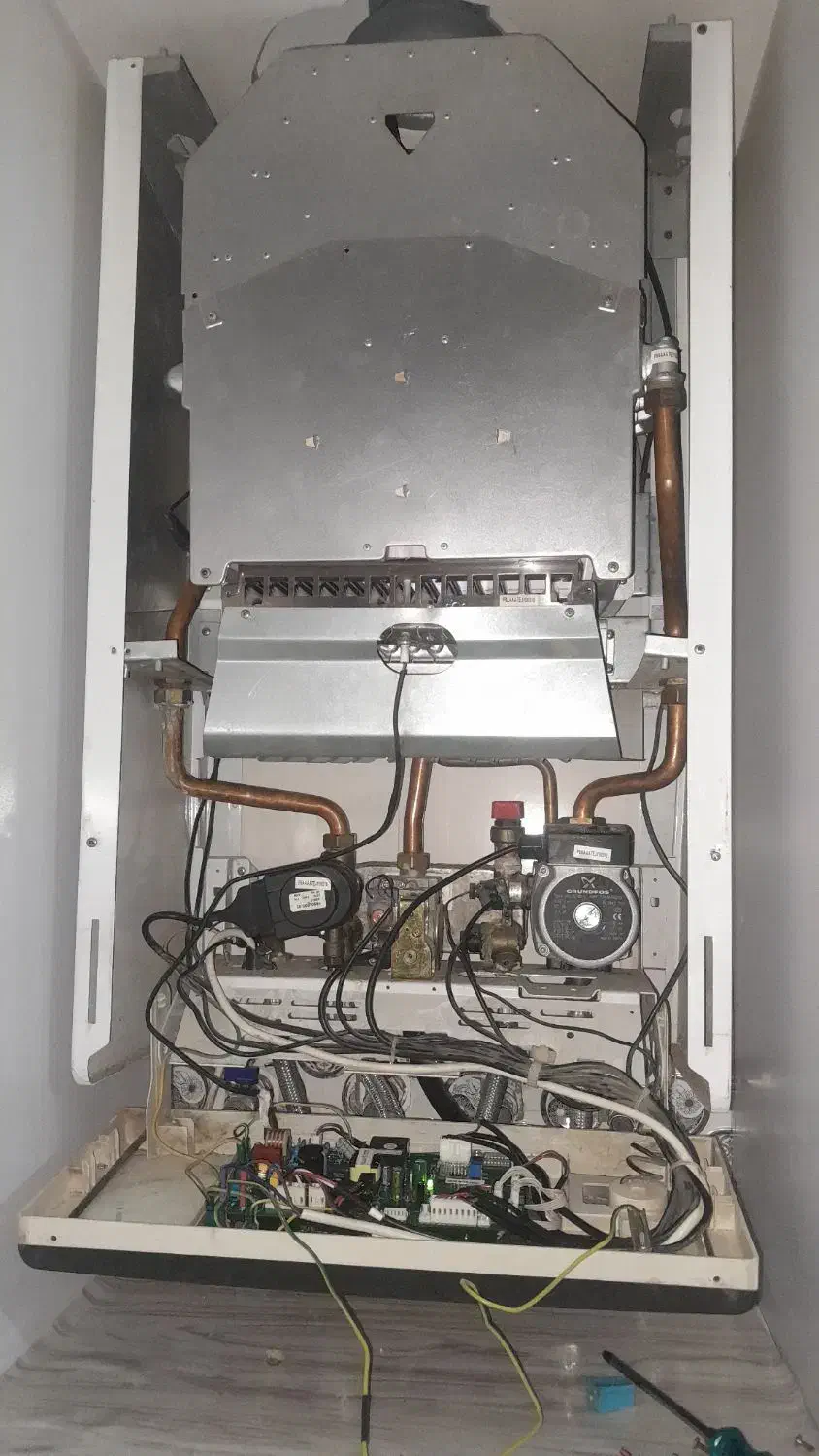 تعمیر پکیج ،آبگرمکن ، کولرگازی|خدمات پیشه و مهارت|ساوه, |دیوار