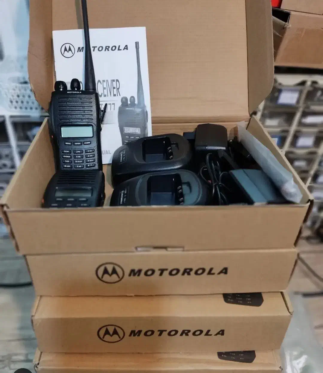 بی سیم موتورولا اصل (واکی تاکی)|کوهنوردی و کمپینگ|شیراز, منطقه هوایی شهید دوران|دیوار