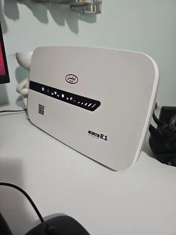 مودم TF-i60 E1 ایرانسل همراه سیمکارت|مودم و تجهیزات شبکه|سنندج, |دیوار