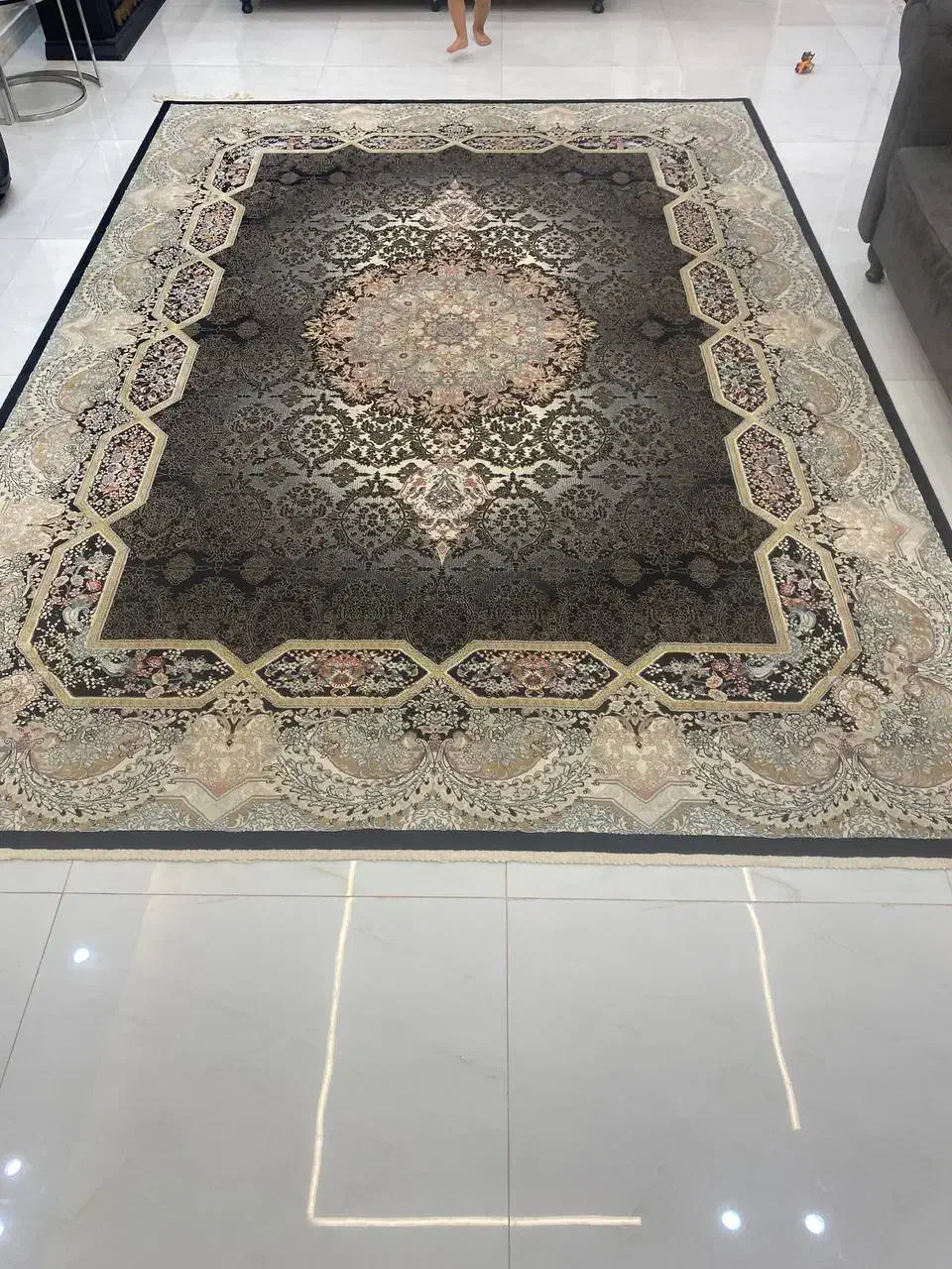 فرش ۹متری ۱۲۰۰شانه|فرش|رشت, پیرکلاچای|دیوار