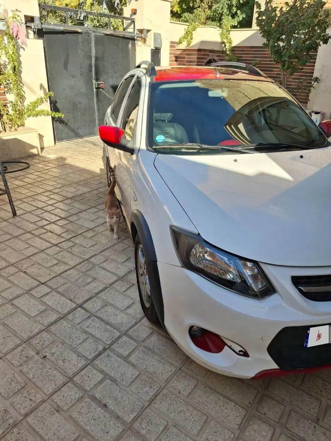 کوییک R سفید سقف قرمز|خودرو سواری و وانت|هشتگرد, شهرک ولیعصر (مصلی)|دیوار