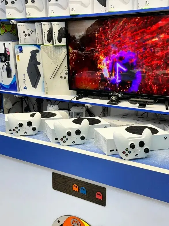 خریدوفروش XBOX series s/آکبندوکارکرده/سری اس اقساط|کنسول، بازی ویدئویی و آنلاین|اصفهان, قلعه طبره|دیوار