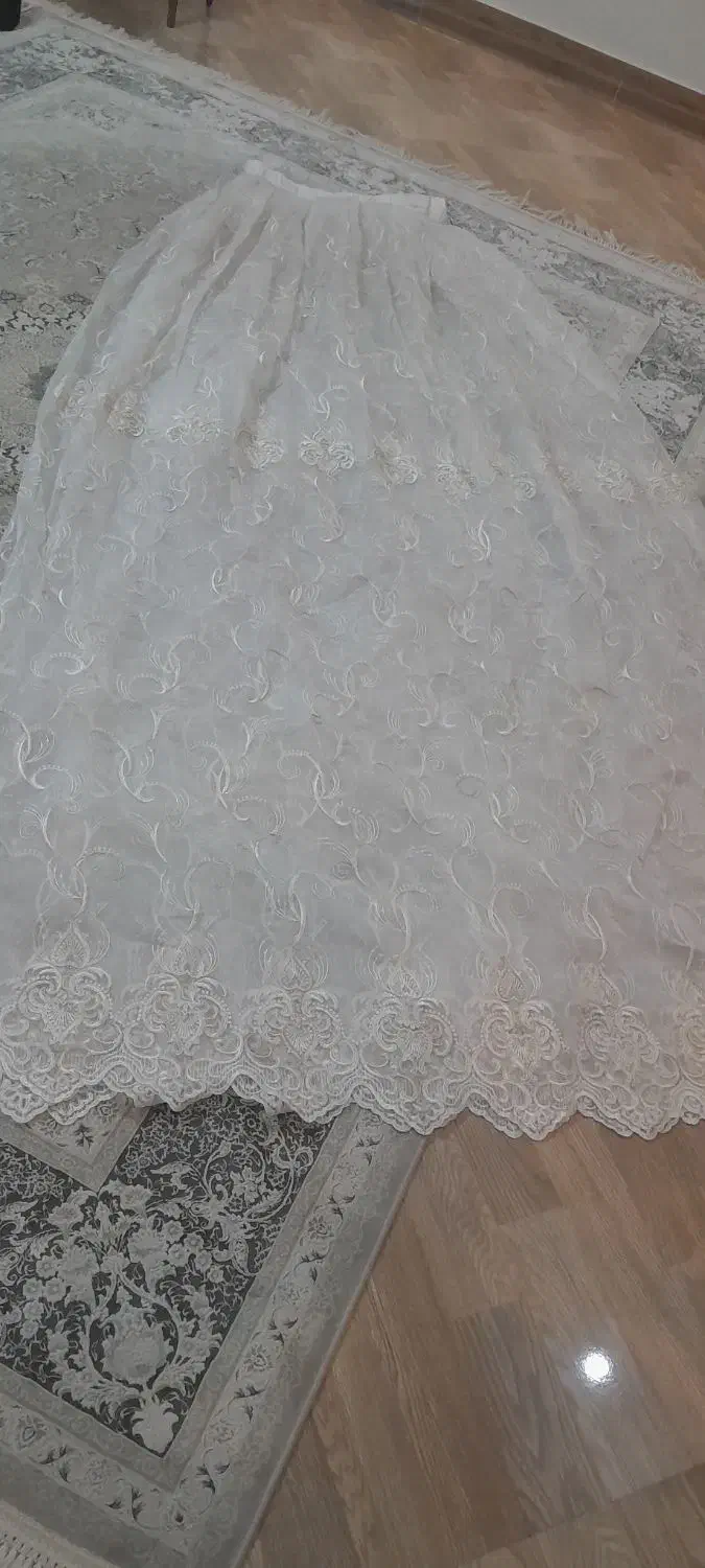 پرده|پرده، رانر، رومیزی|هشتگرد, مدرس|دیوار