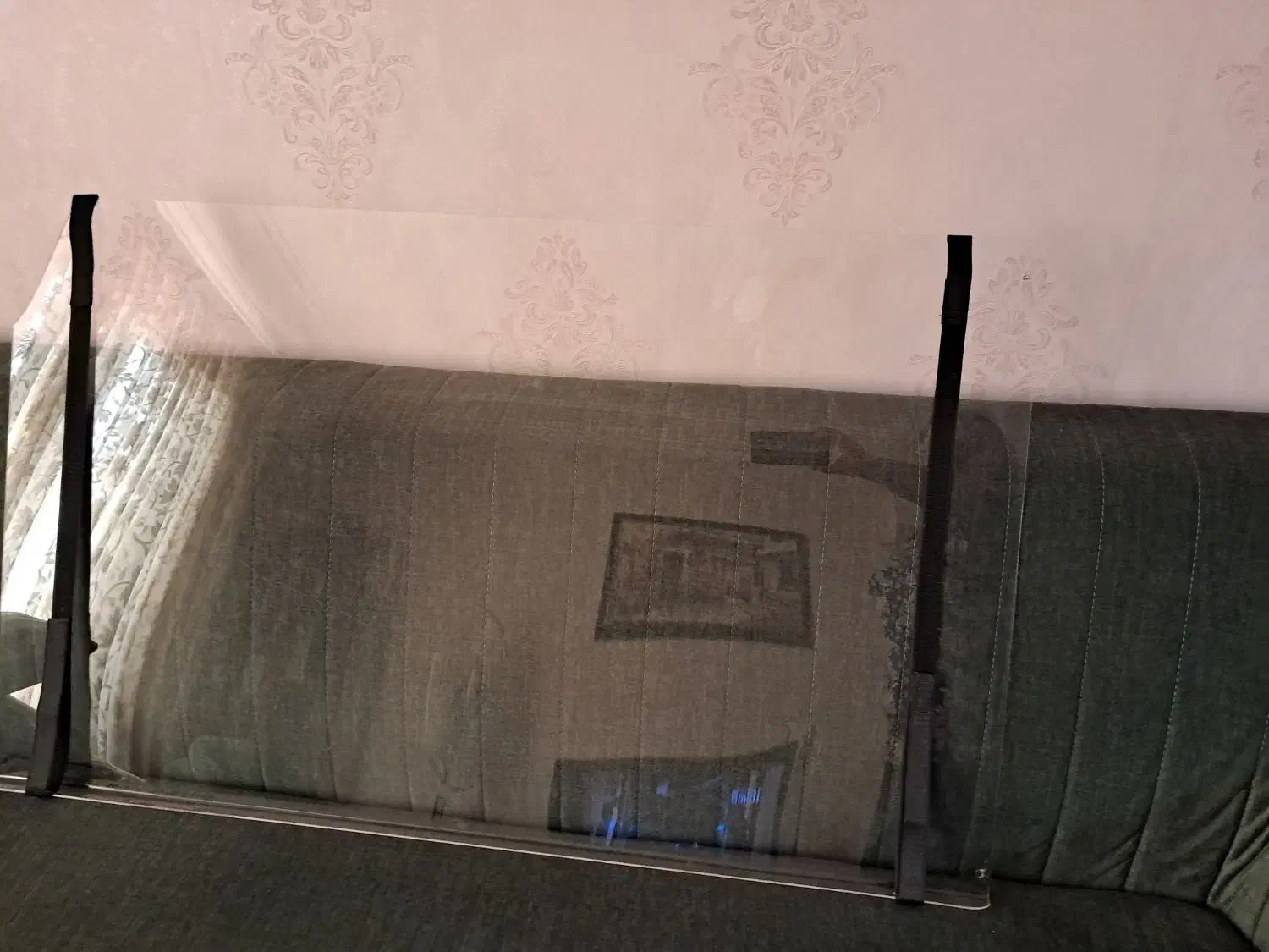 محافظ تلویزیون ۴۶ اینج سونی|تلویزیون و پروژکتور|اهواز, ۲۴ متری|دیوار