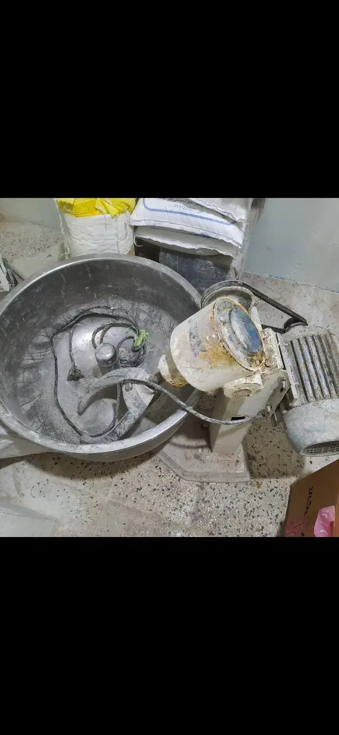 خمیرگیر ۴۰کیلویی|خردکن، آسیاب، غذاساز|تهران, شهرک آپادانا|دیوار