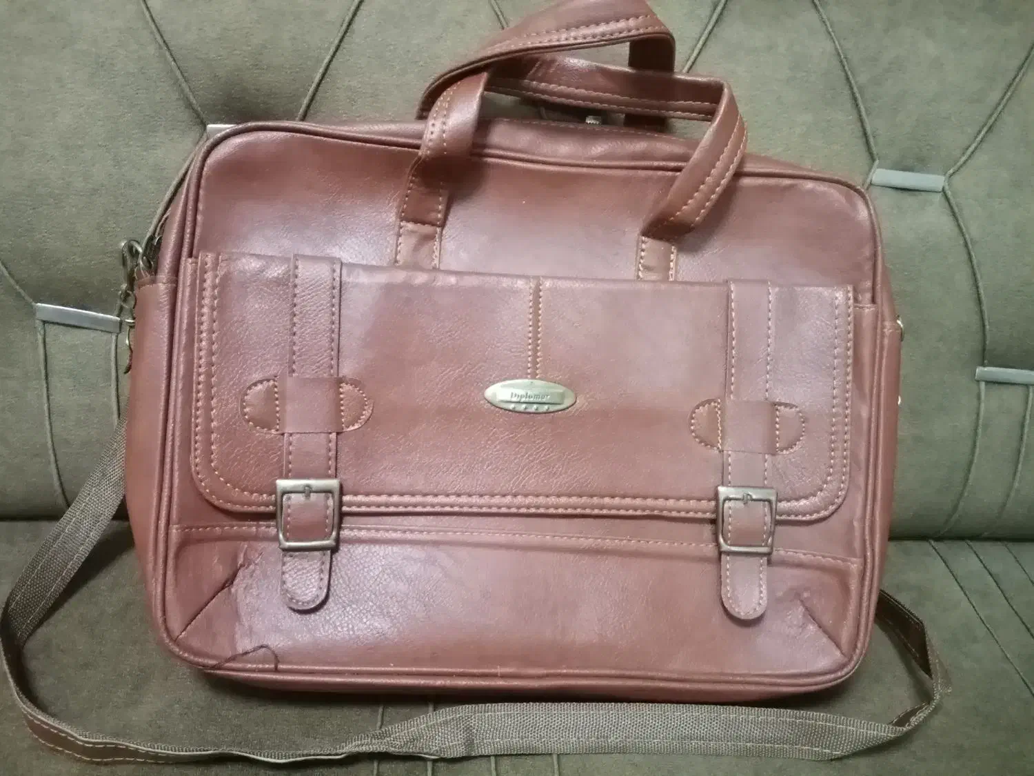 کیف چرم|کیف، کفش، کمربند|صومعه‌سرا, |دیوار