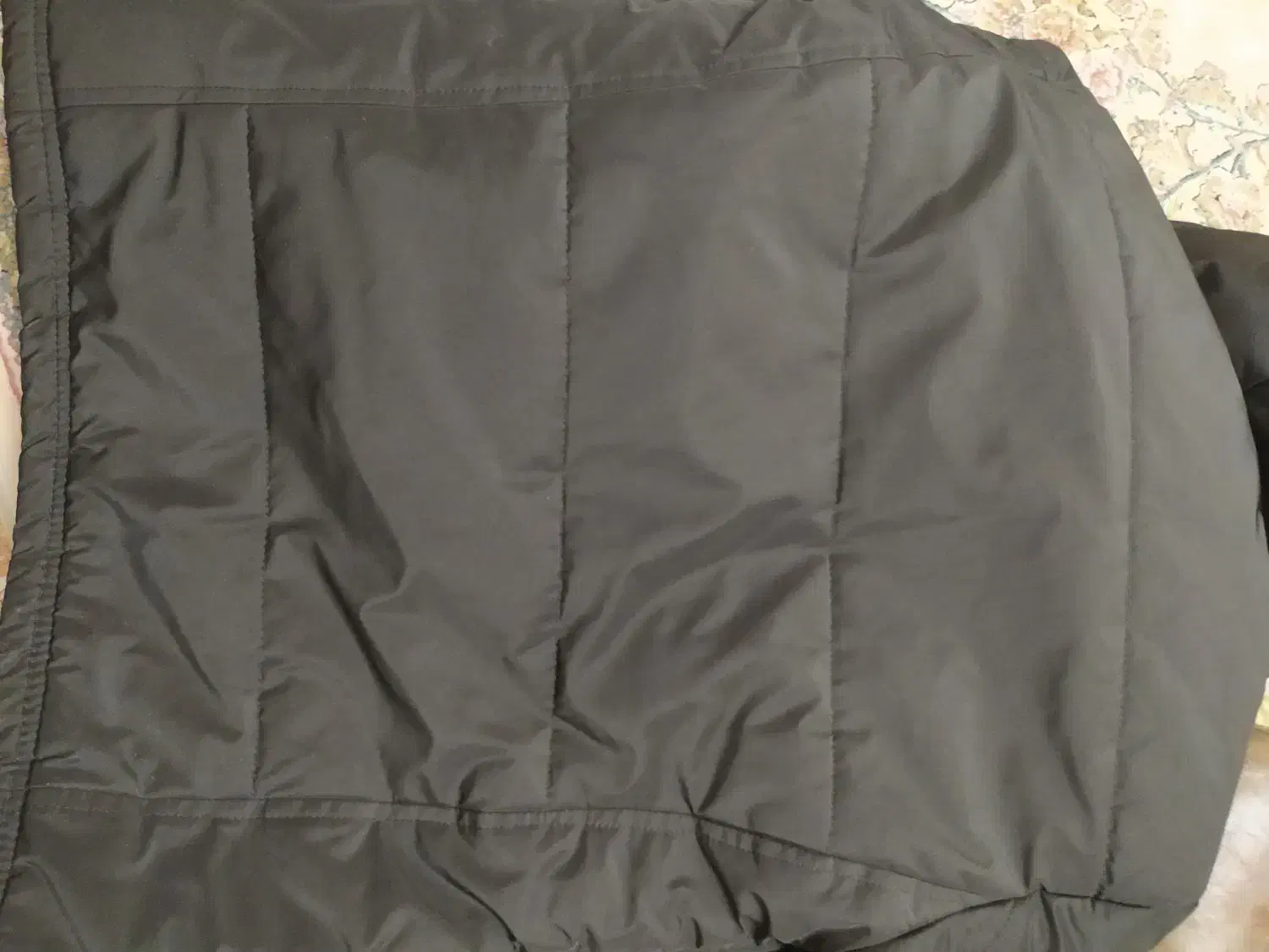 کاپشن|لباس|خرم‌آباد, |دیوار