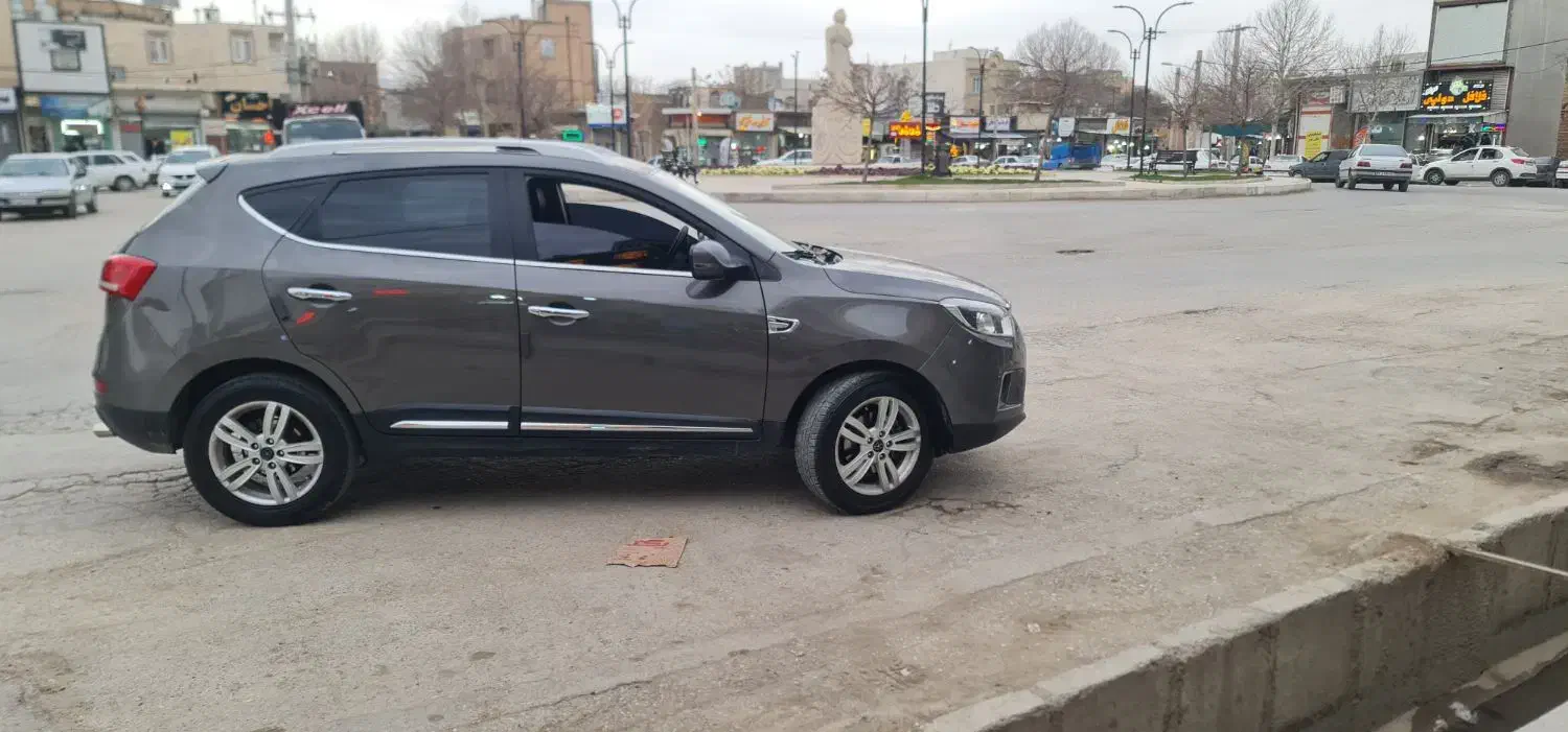 جک s5 بدون رنگ|خودرو سواری و وانت|خرم‌آباد, |دیوار