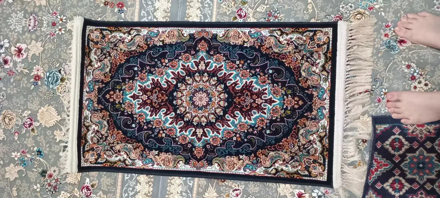 گلیم فرش ودوتاپادری|فرش|قدس, شهر‌قدس|دیوار