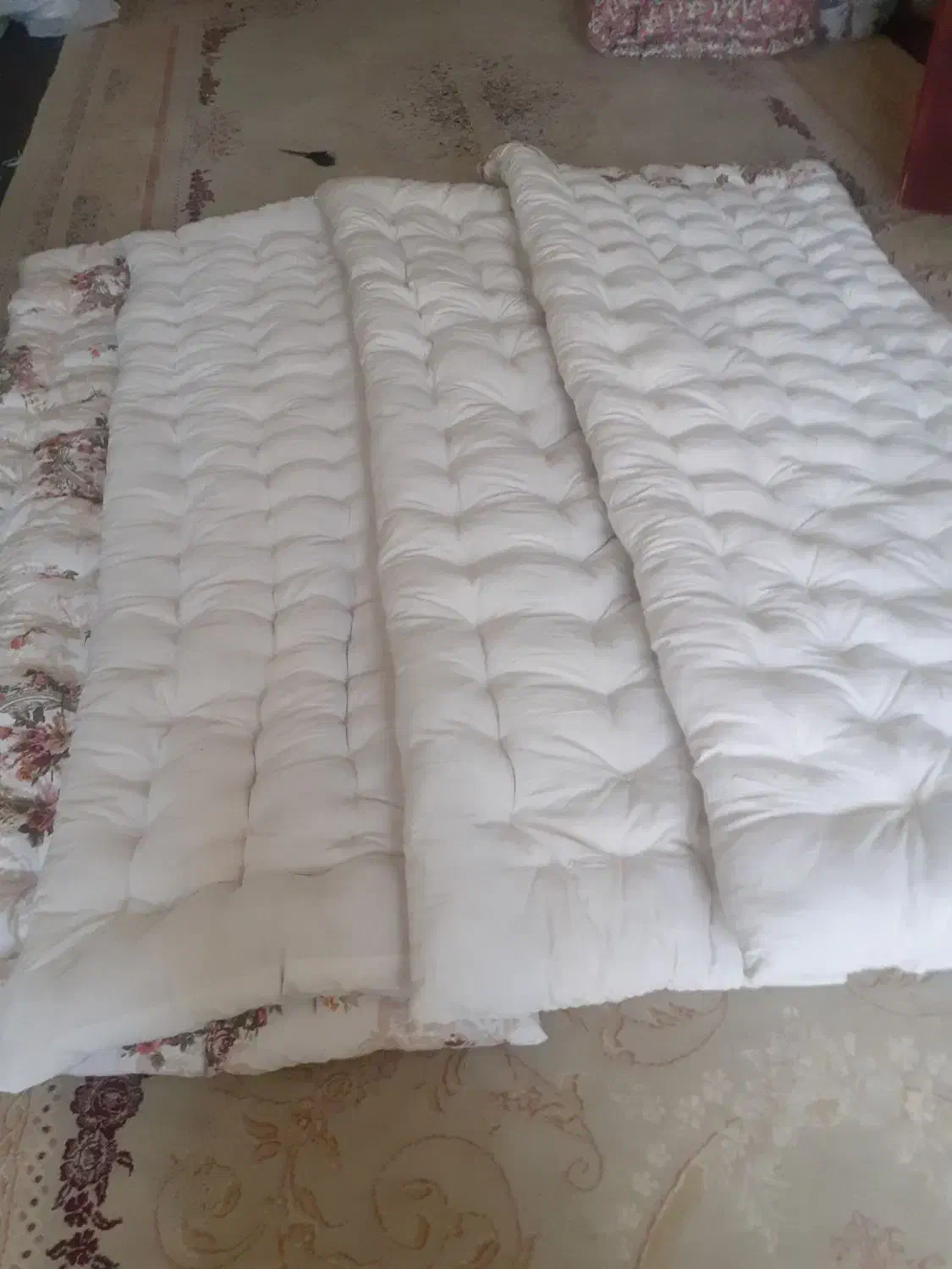 تشک|تشک تختخواب|خوی, |دیوار