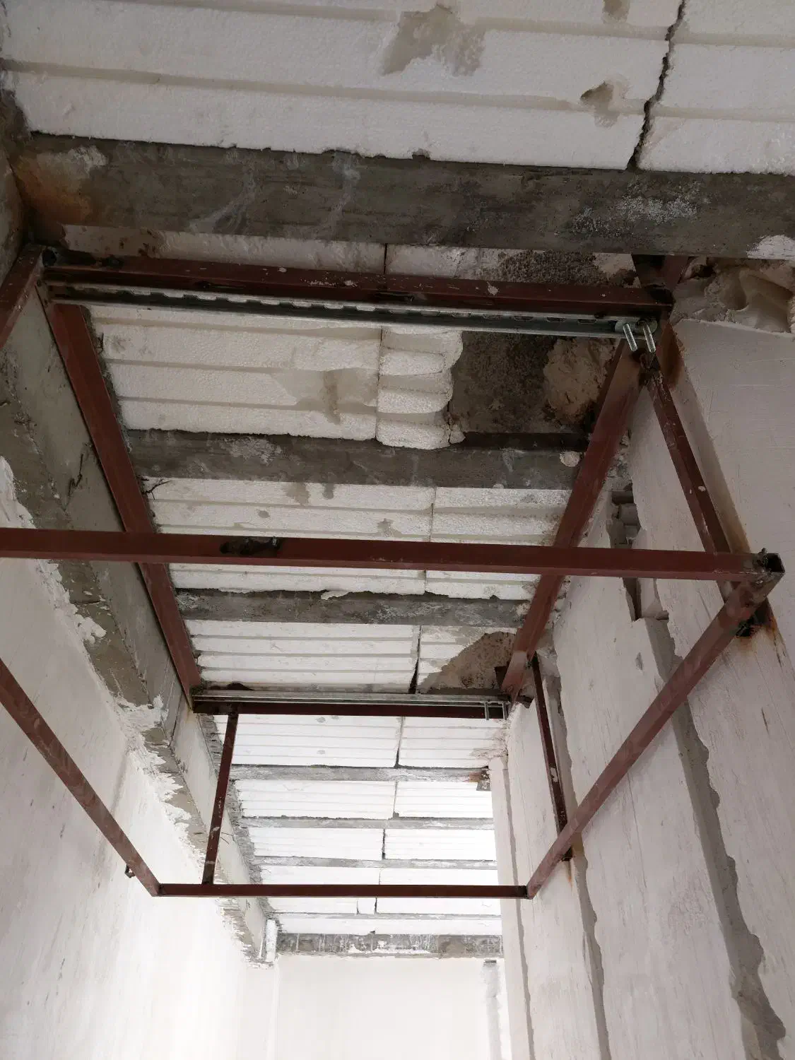 اجرای داکت و لوله‌کشی کولر گازی در سراسر همدان|خدمات پیشه و مهارت|همدان, |دیوار