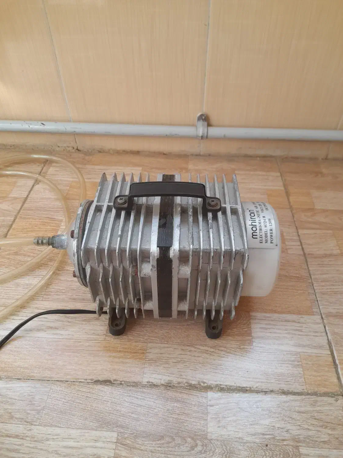 پمپ آکواریم|ماهی|رباطکریم, رباطکریم|دیوار