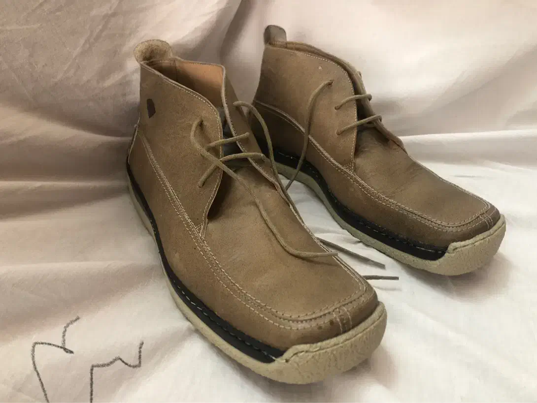 کفش سایز ۴۴ و۴۵ تمام چرم درجه یک نو مردانه|کیف، کفش، کمربند|خرم‌آباد, |دیوار