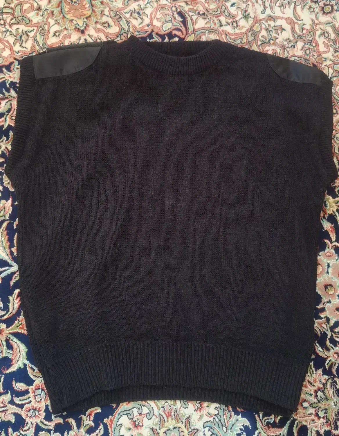 پولیور|لباس|بیرجند, |دیوار