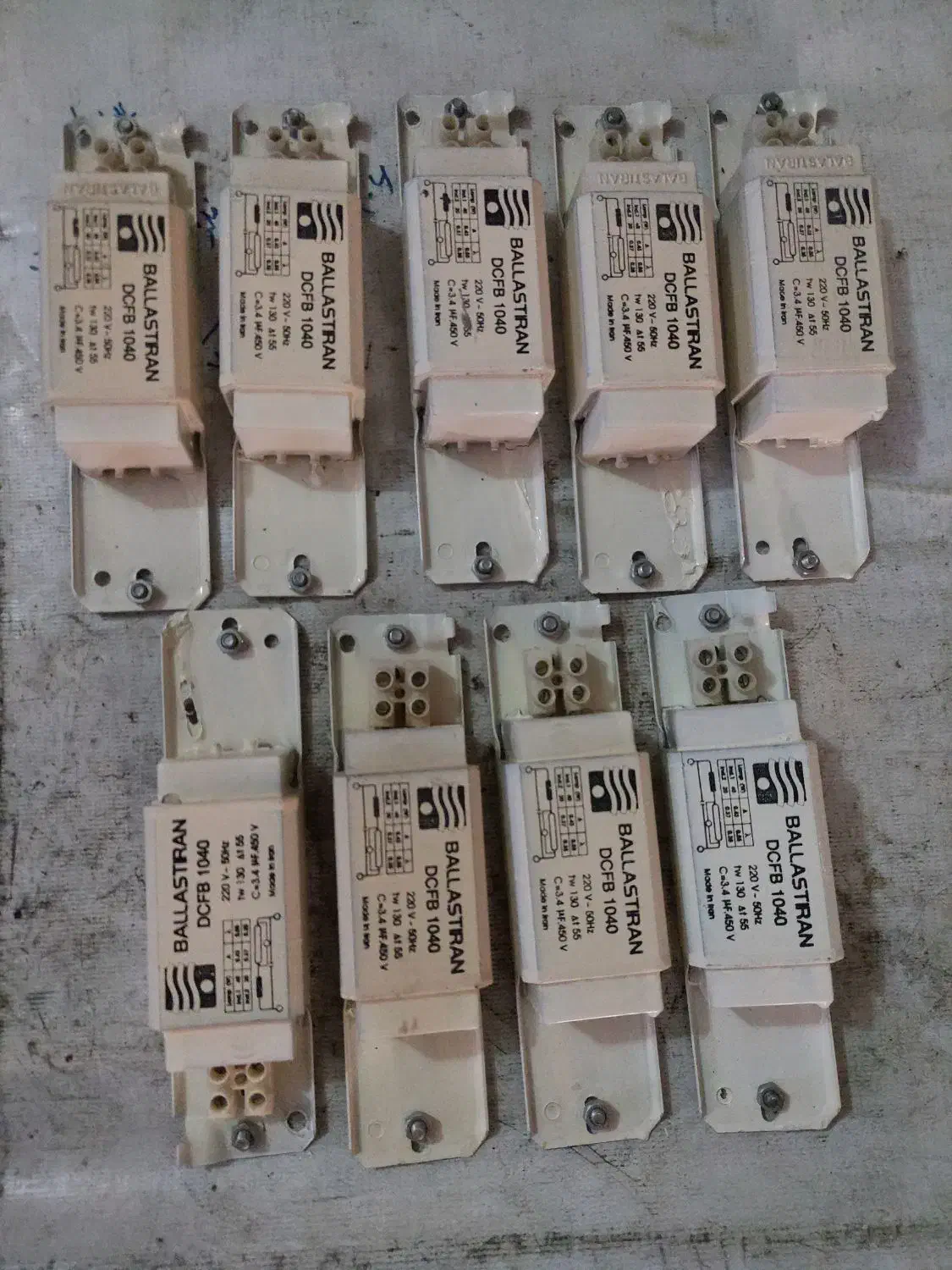 فروش۹ عدد ترانس اصلی ایرانی لامپ های مهتابی|لامپ و چراغ|ایلام, |دیوار