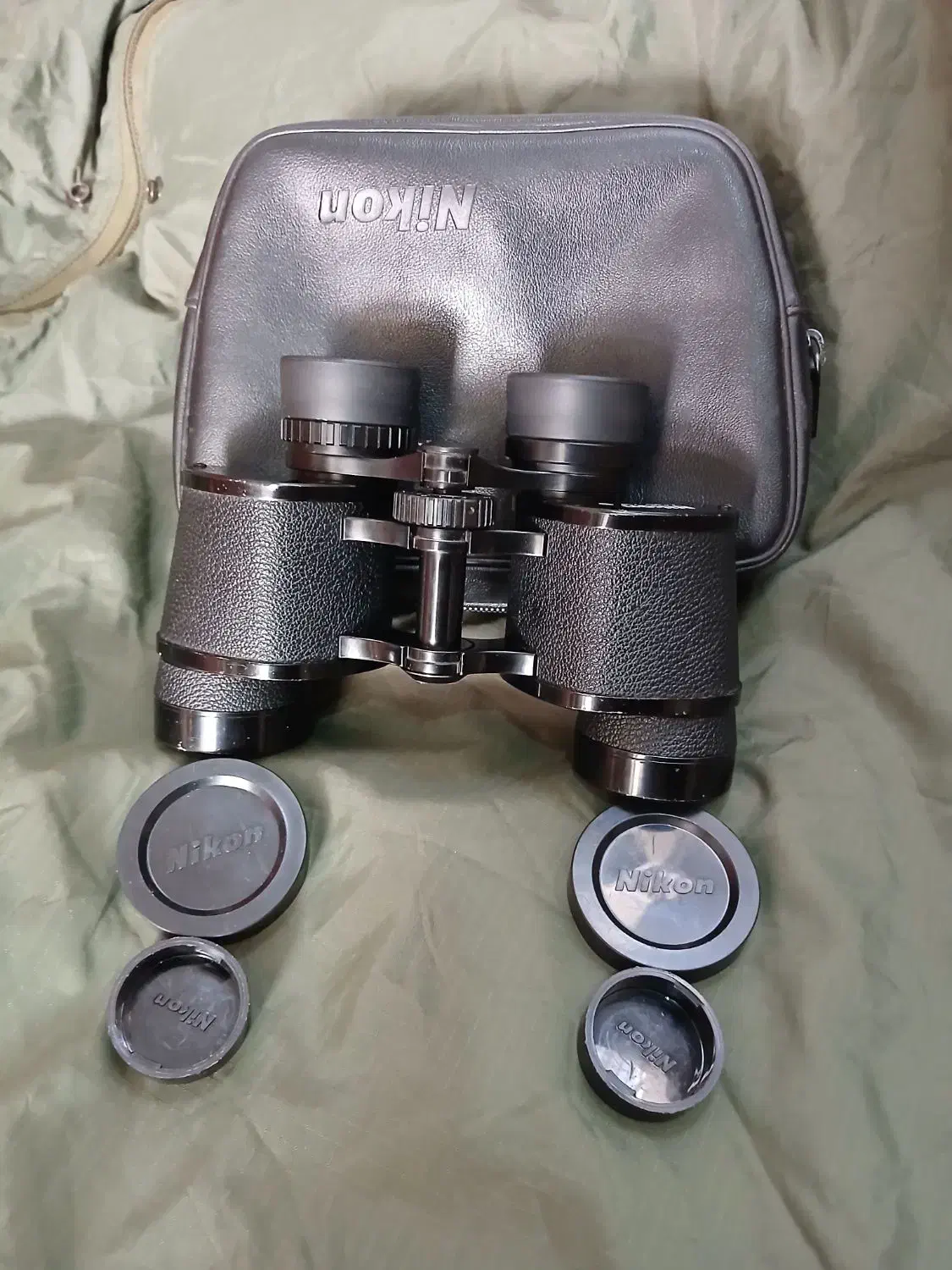 دوربیندوچشم|کوهنوردی و کمپینگ|شیراز, میدان قائم|دیوار