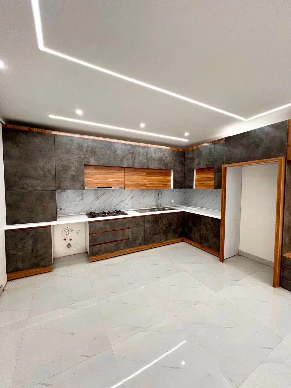 ویلا ۲۰۰ متری سندار در زیباکنار(شخصی)|فروش خانه و ویلا|رشت, سعدی (تختی)|دیوار