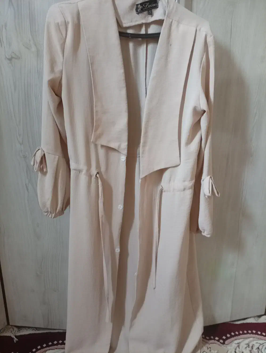 مانتو|لباس|گلبهار, شهر جدید گلبهار|دیوار