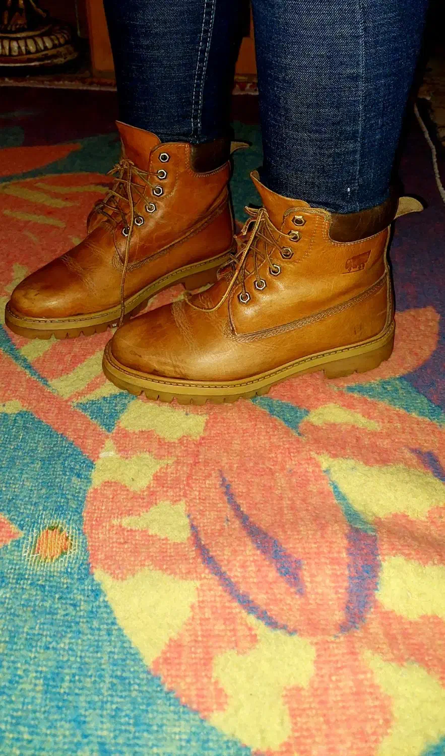 نیمبوت چرمی اصل ایتالیا|کیف، کفش، کمربند|کازرون, |دیوار