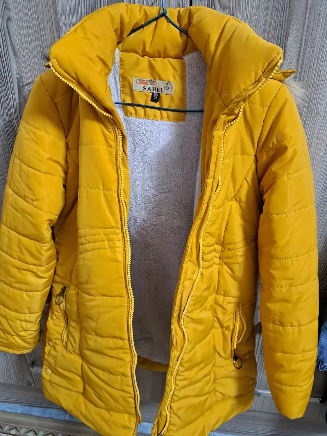 کاپشن دخترانه|کفش و لباس بچه|بیرجند, |دیوار