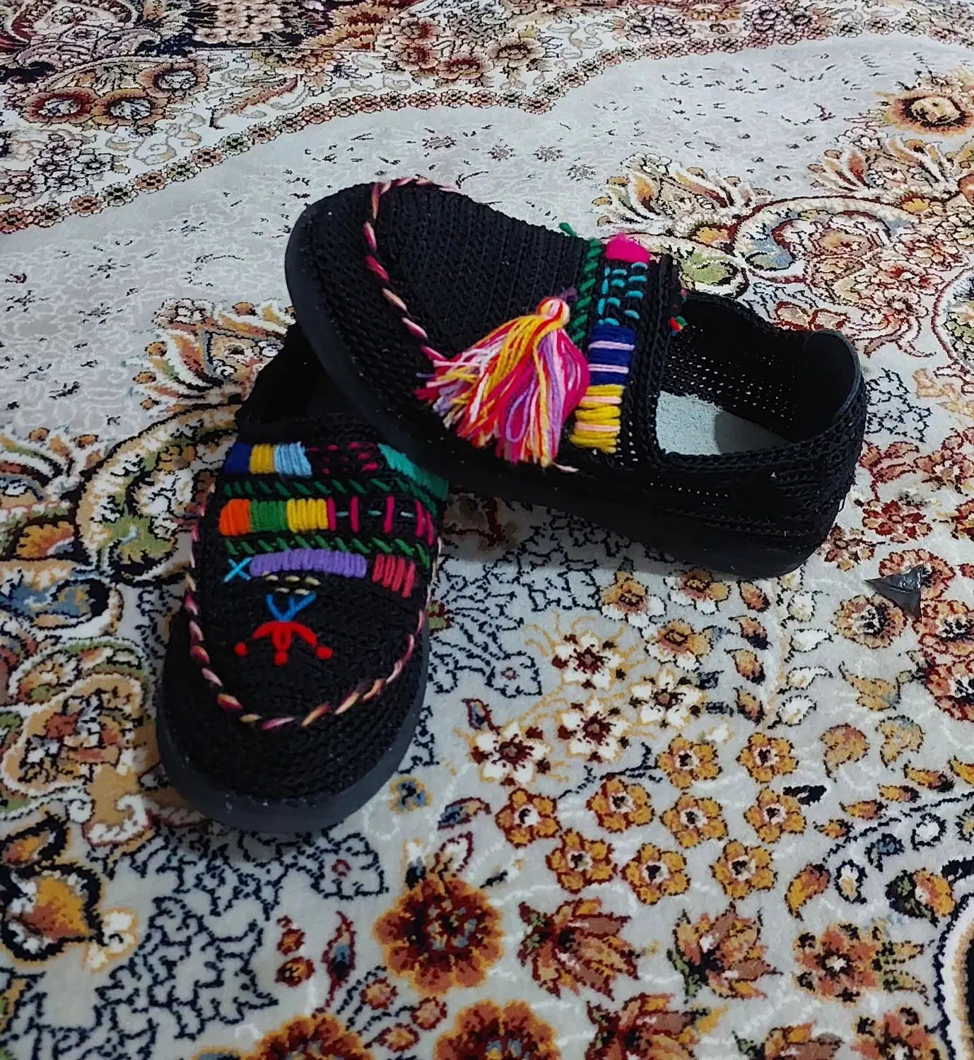 کفش کلاش|کیف، کفش، کمربند|مهاباد (آذربایجان غربی), |دیوار