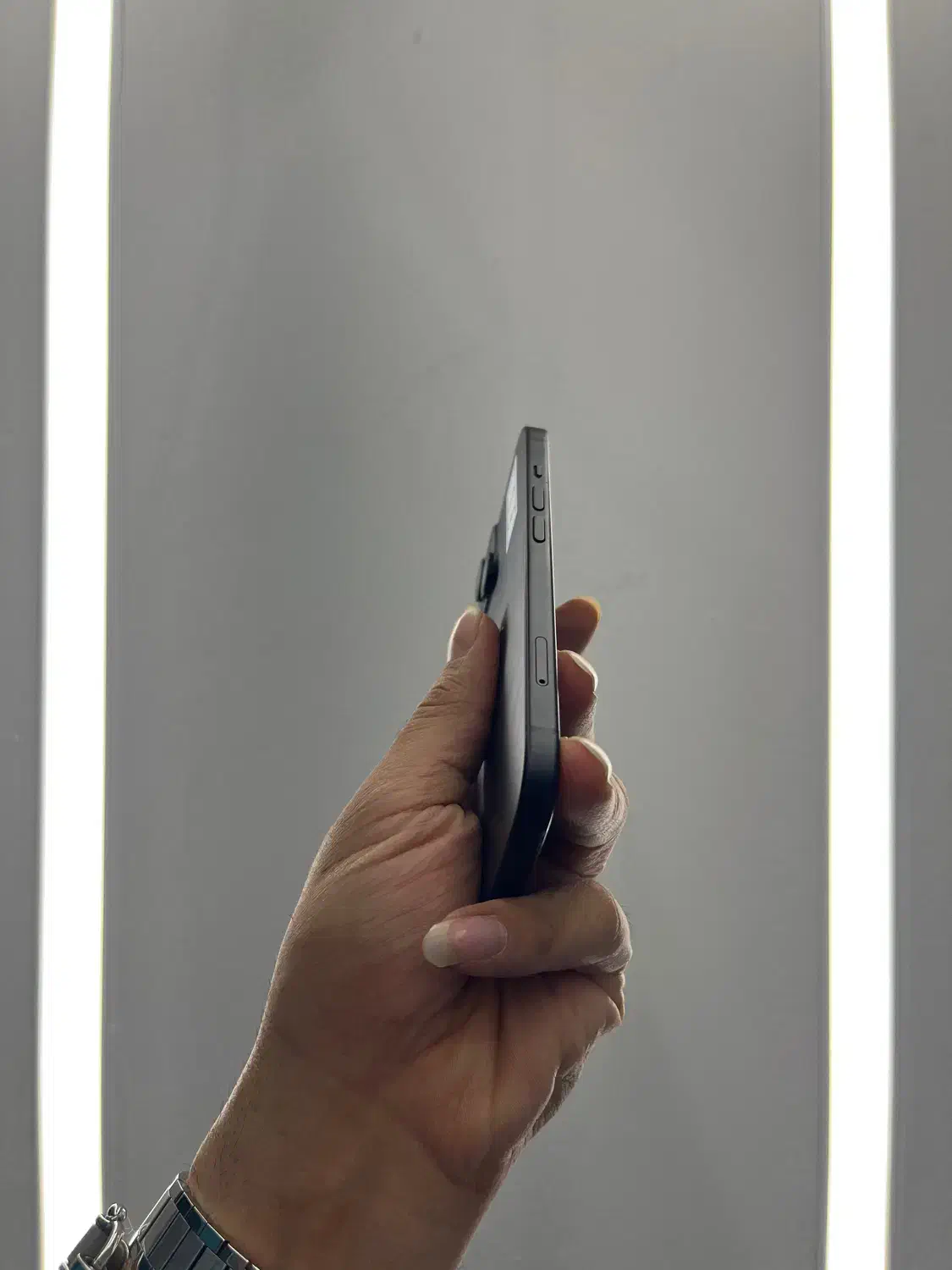 ایفون ۱۵ نرمال از دم قسط|موبایل|اصفهان, باغ زرشک|دیوار