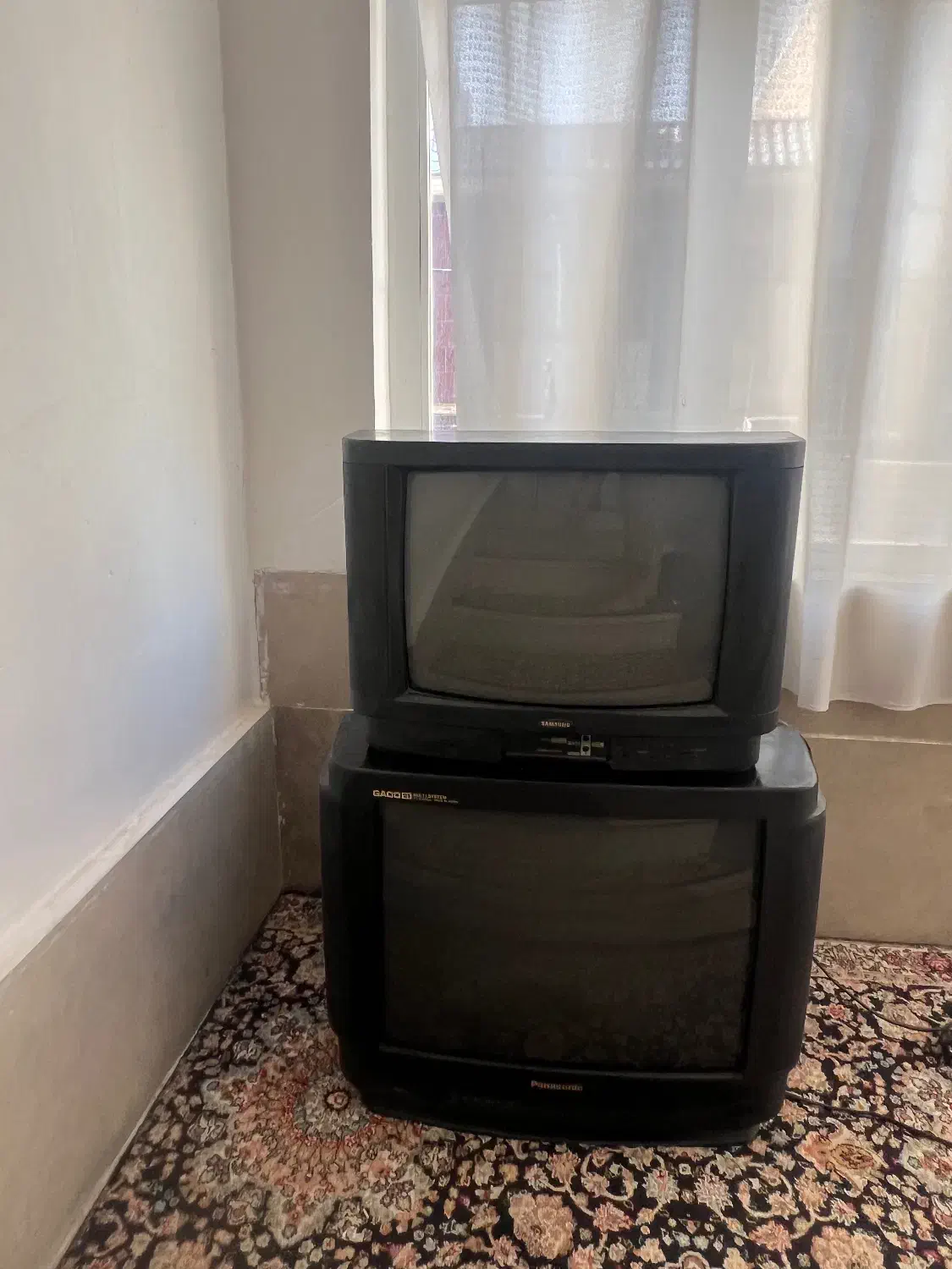 تلویزیون ۱۶ و ۲۱ اینچ|تلویزیون و پروژکتور|کرمانشاه, |دیوار