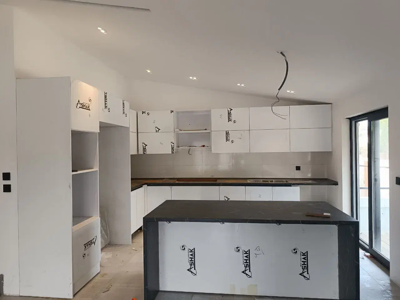 خدمات حرفه ای تعمیرات کابینت و کمد دیواری|خدمات پیشه و مهارت|کرج, شهرک بنفشه|دیوار