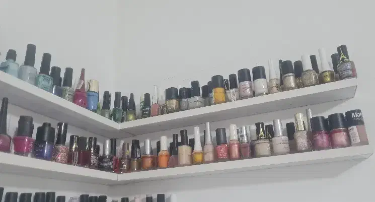 لاک|آرایشی، بهداشتی، درمانی|رشت, لاکانی|دیوار