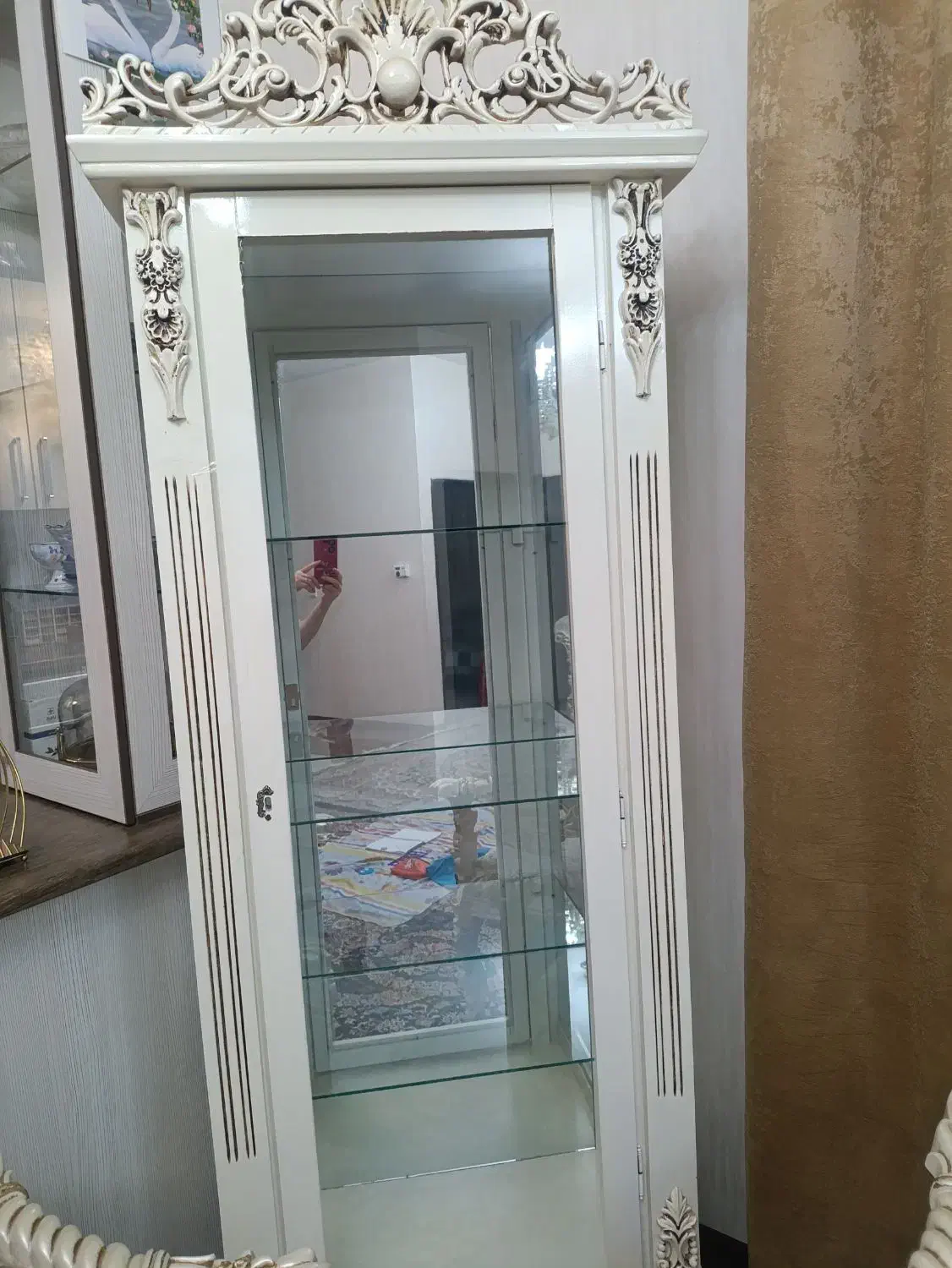 ویترین سفیدسالم|بوفه، ویترین، کنسول|پرند, فاز ۵|دیوار