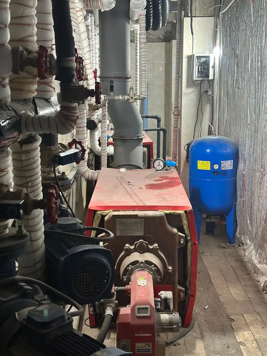 بازسازی و تعمیرات اساسی موتورخانه مشعل و دیگ چدنی|خدمات پیشه و مهارت|تهران, حکمت|دیوار