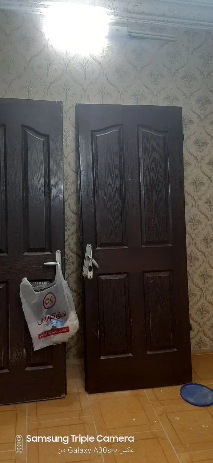 درب چوبی۲عدد|مصالح و تجهیزات ساختمان|مشهد, کوی المهدی|دیوار