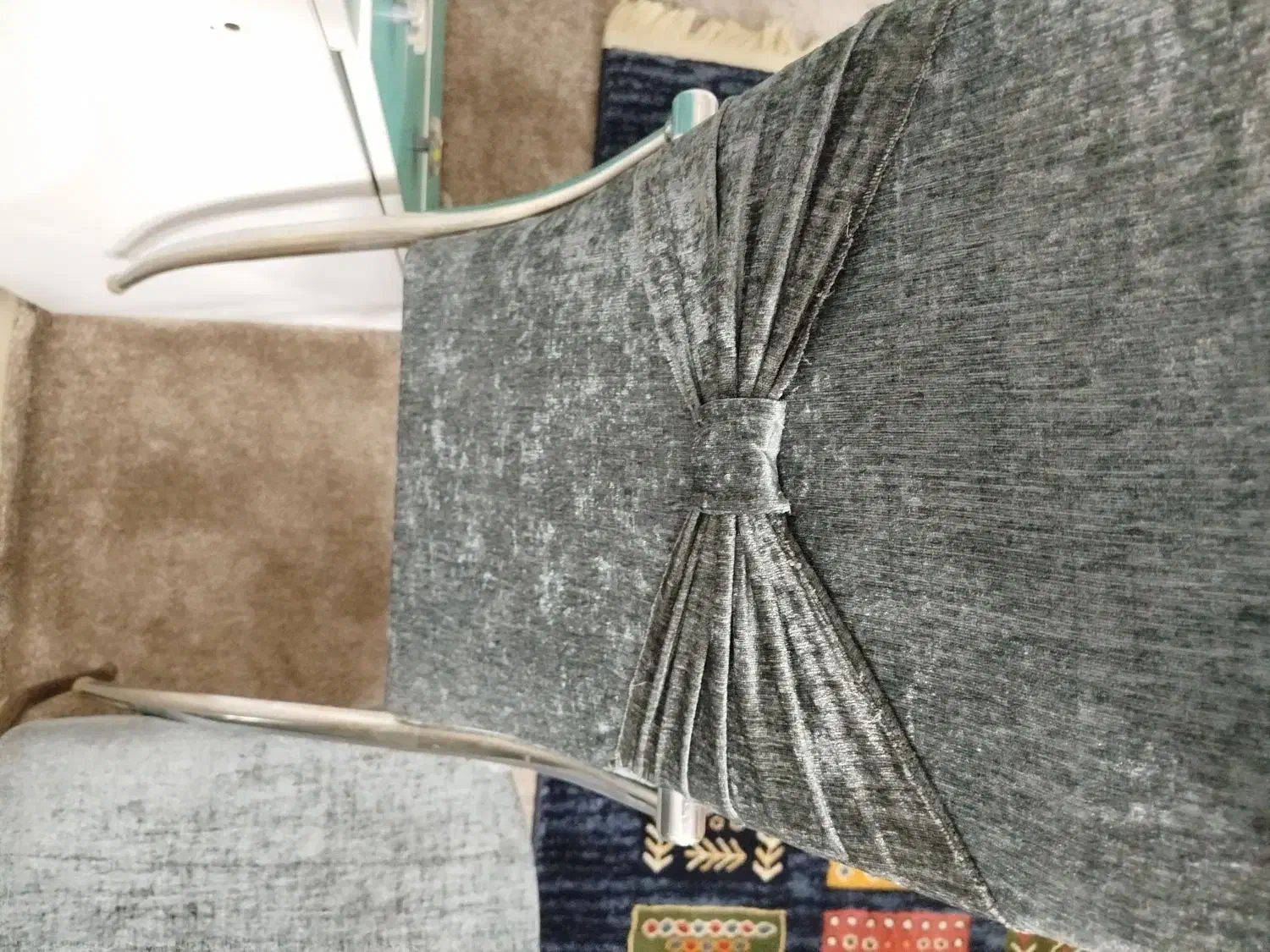 صندلی طوسی سه عدد نو نو|میز و صندلی غذاخوری|محلات, |دیوار