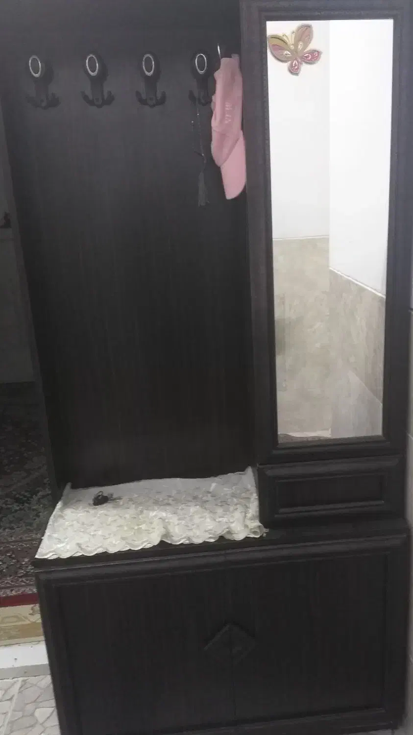 جاکفشی|جاکفشی، کمد، دراور|اشکذر, |دیوار