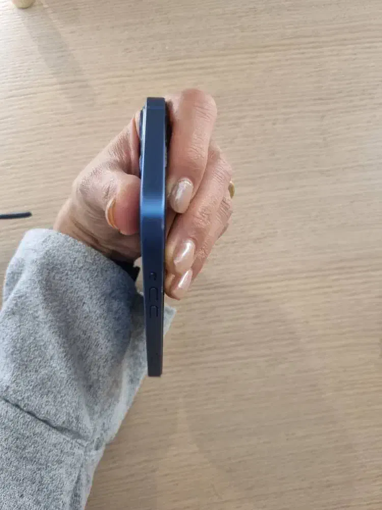 آیفون ۱۳ نرمال،۲۵۶، آبی|موبایل|تهران, اختیاریه|دیوار