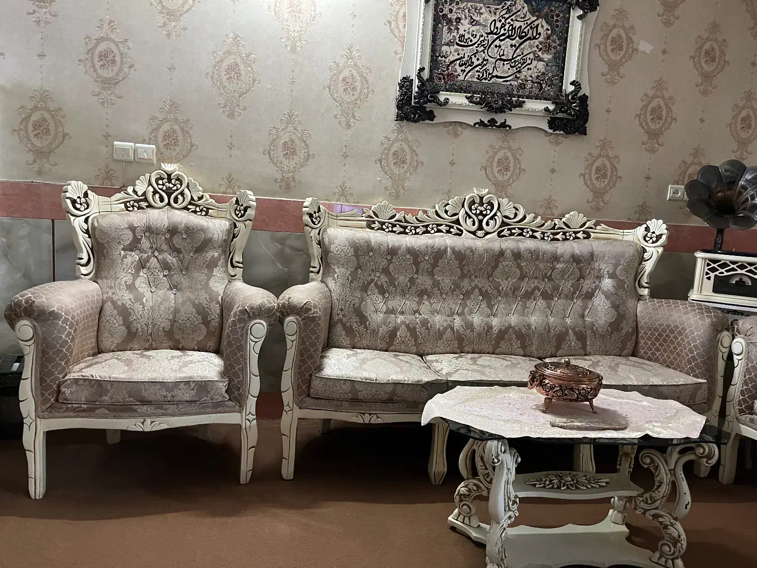 مبل ۹ نفره سلطنتی|مبلمان خانگی و میز عسلی|قزوین, |دیوار