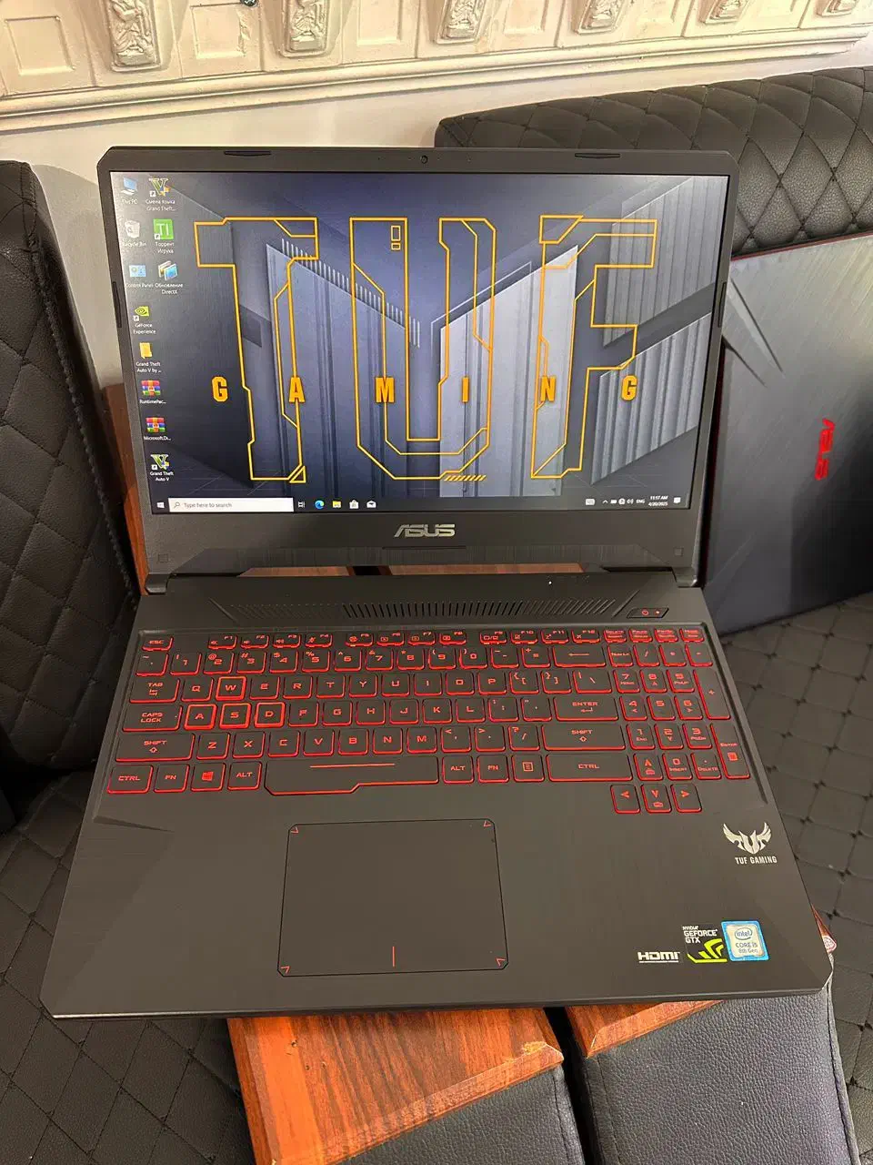 Asus gaming fx86 گیمینگ پشت ویترینی اروپایی|رایانه همراه|رشت, پیرسرا|دیوار