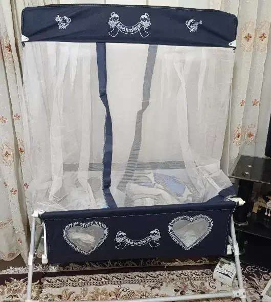 گهواره.کریر.پتو  و|اسباب و اثاث بچه|خرم‌آباد, |دیوار