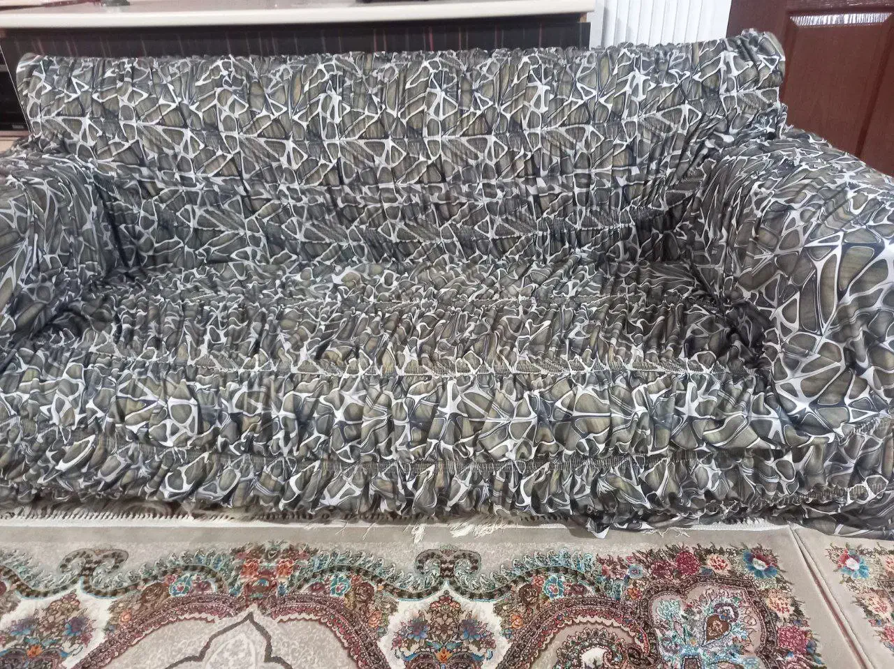 کاور مبل نو|مبلمان خانگی و میز عسلی|رشت, کوی جام جم|دیوار