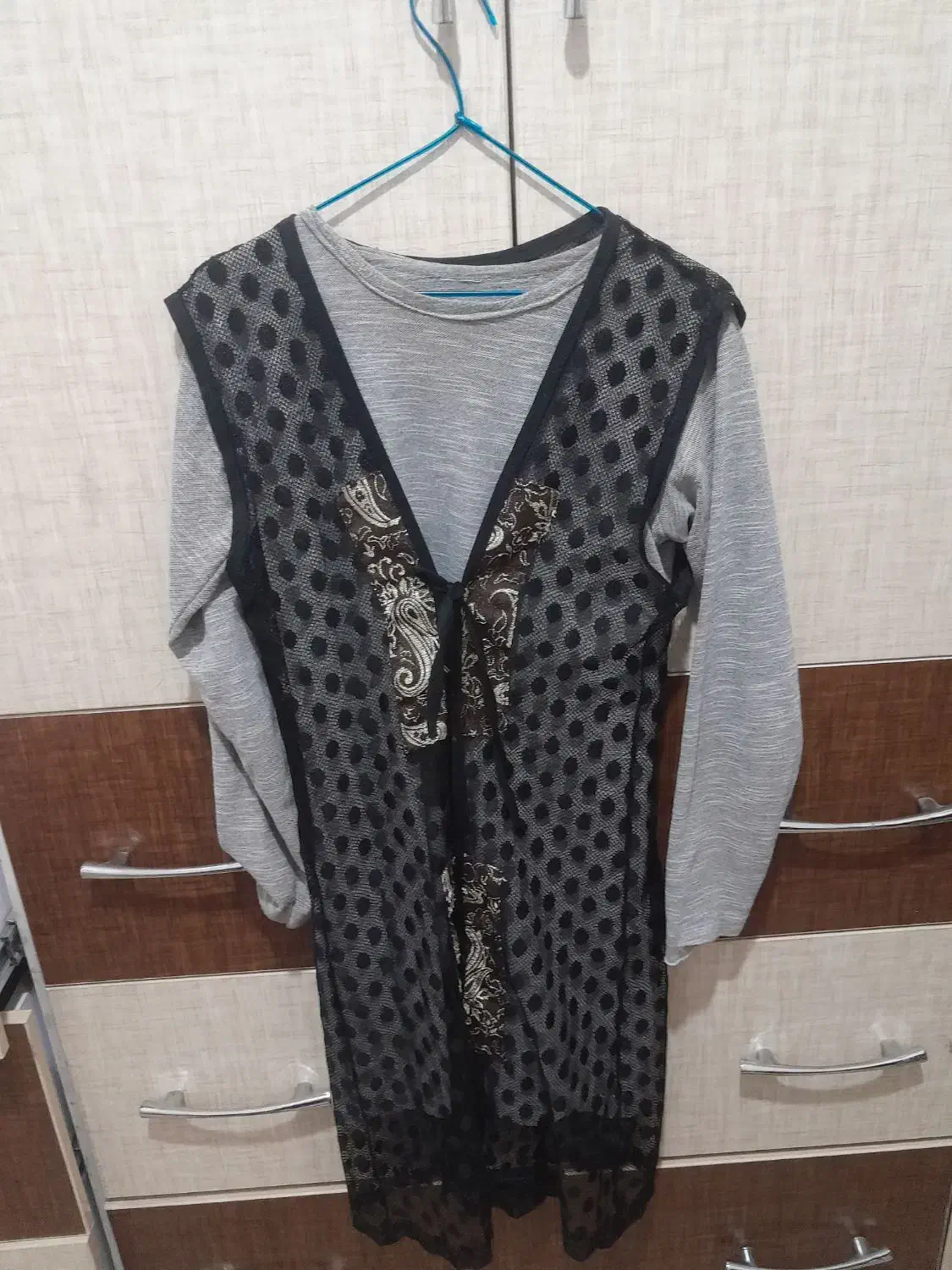 پیراهن|لباس|آران و بیدگل, |دیوار