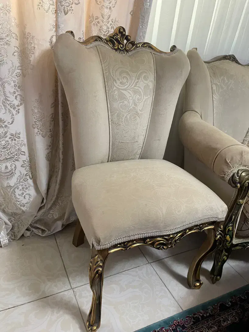 مبل ۸ نفره سلطنتی|مبلمان خانگی و میز عسلی|لاهیجان, شقایق|دیوار