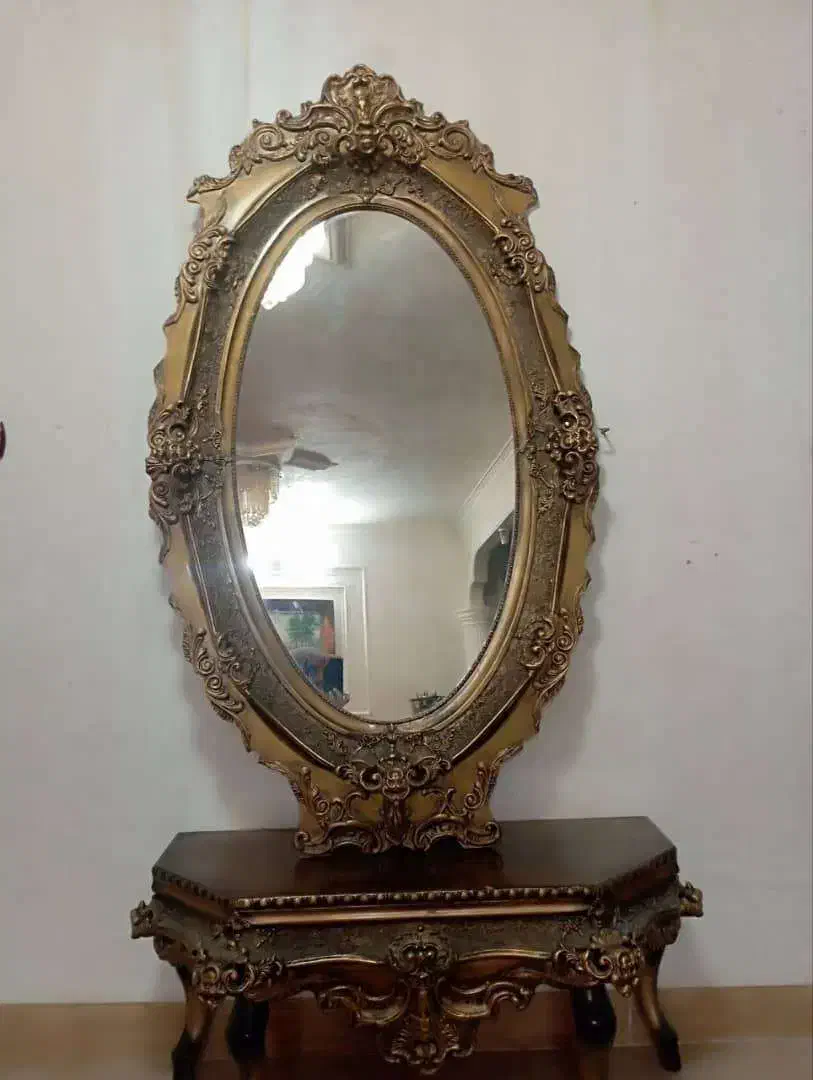 آینه کنسول سلطنتی و میز Tv بسیار تمیز و در حدنو|بوفه، ویترین، کنسول|خوی, |دیوار