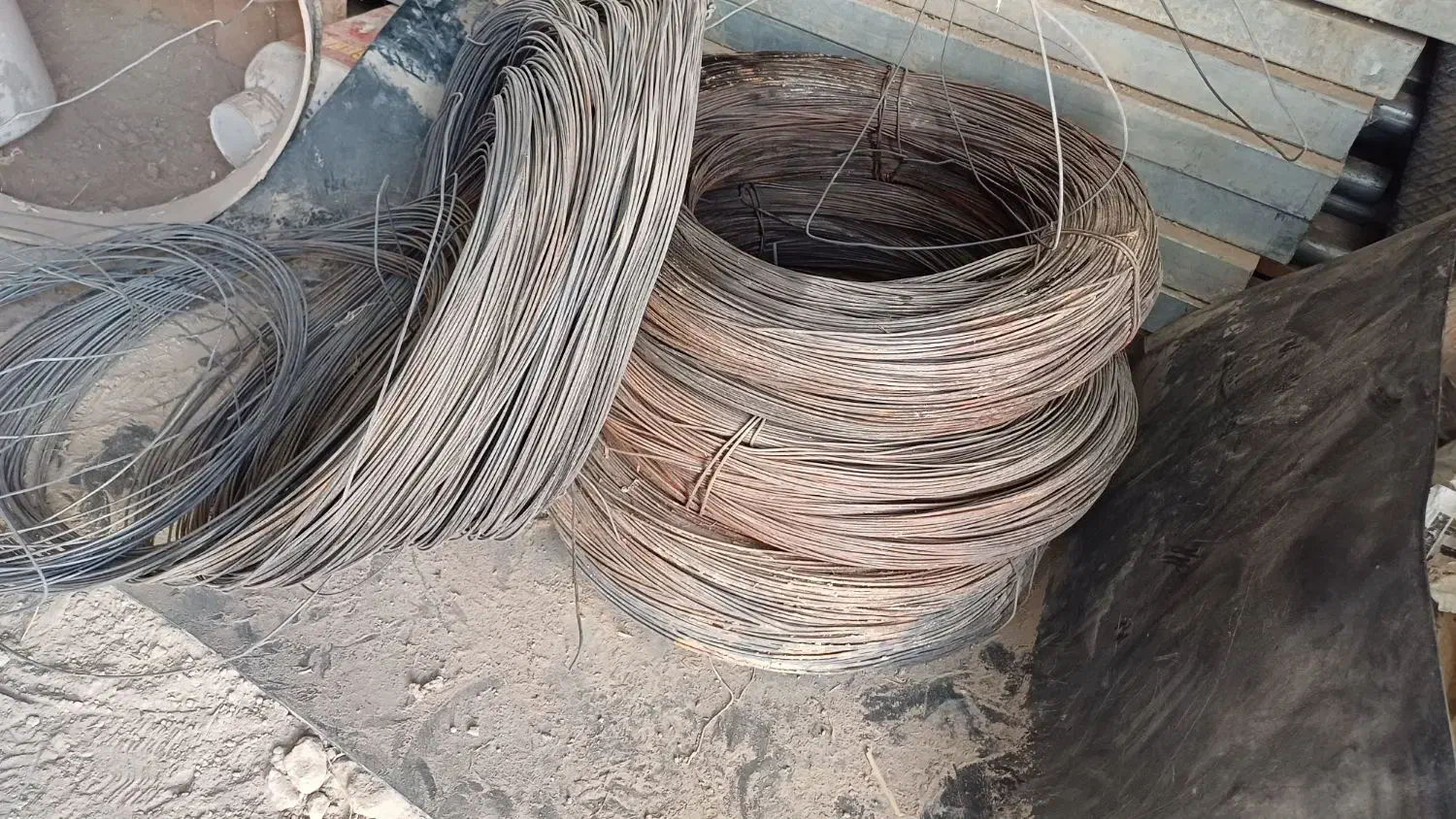 سیم مفتول آرماتوربندی|مصالح و تجهیزات ساختمان|تنکمان, |دیوار