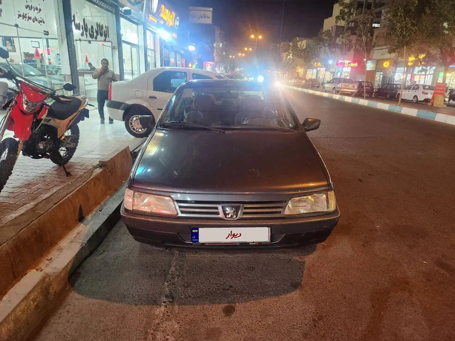 پژو ۴۰۵ مدل ۹۷ دوگانه کارخانه بدون رنگ ودر حد|خودرو سواری و وانت|زنجان, |دیوار