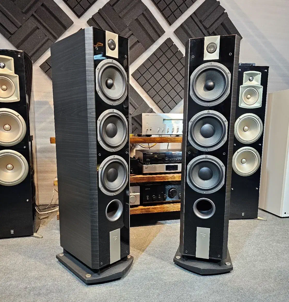 استند فرانسوی فوکال FOCAL Chorus 826v|سیستم صوتی خانگی|اصفهان, ملک‌شهر|دیوار