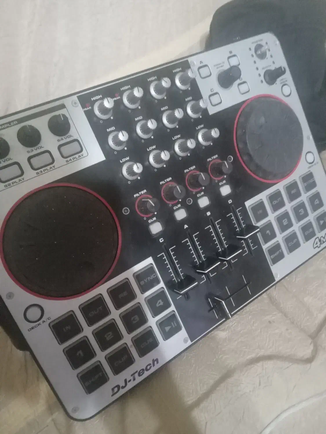 دستگاه dj دی جی دیجی dj tech ۴ میکس ۴ کانال|آلات موسیقی|ورامین, ورامین|دیوار