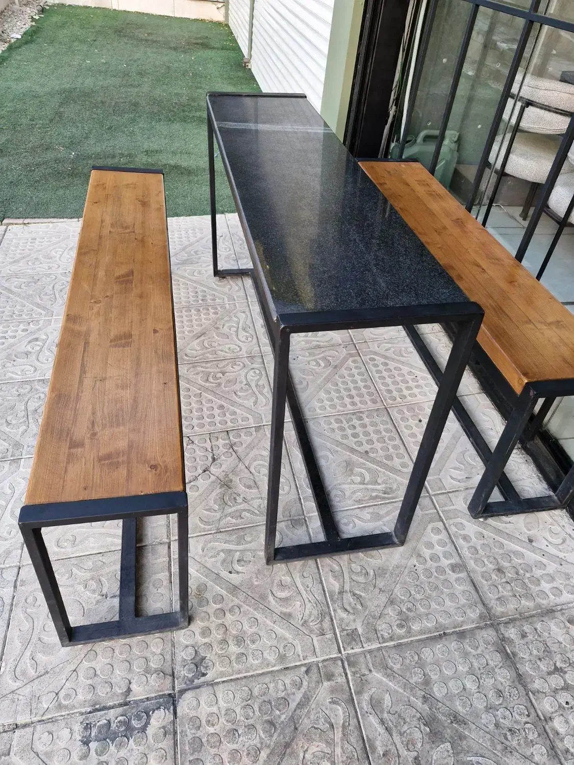 ۲ عدد نیمکت همراه با ۱ عدد میز مناسب غذا خوری|میز و صندلی غذاخوری|سنندج, |دیوار