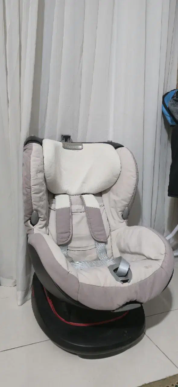 صندلی ماشین کودک مارک MAXI COSI|تخت و صندلی بچه|فولادشهر, فولادشهر|دیوار