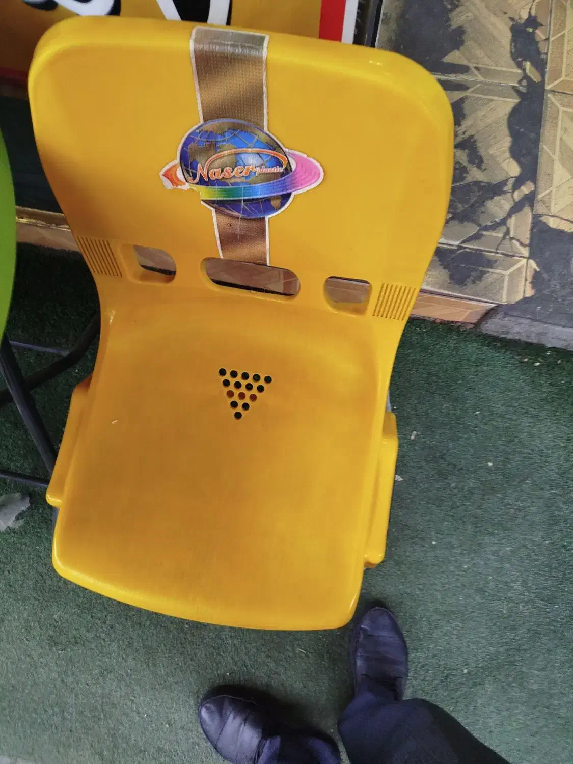 فروش صندلی ومیز|مبلمان خانگی و میز عسلی|فومن, |دیوار