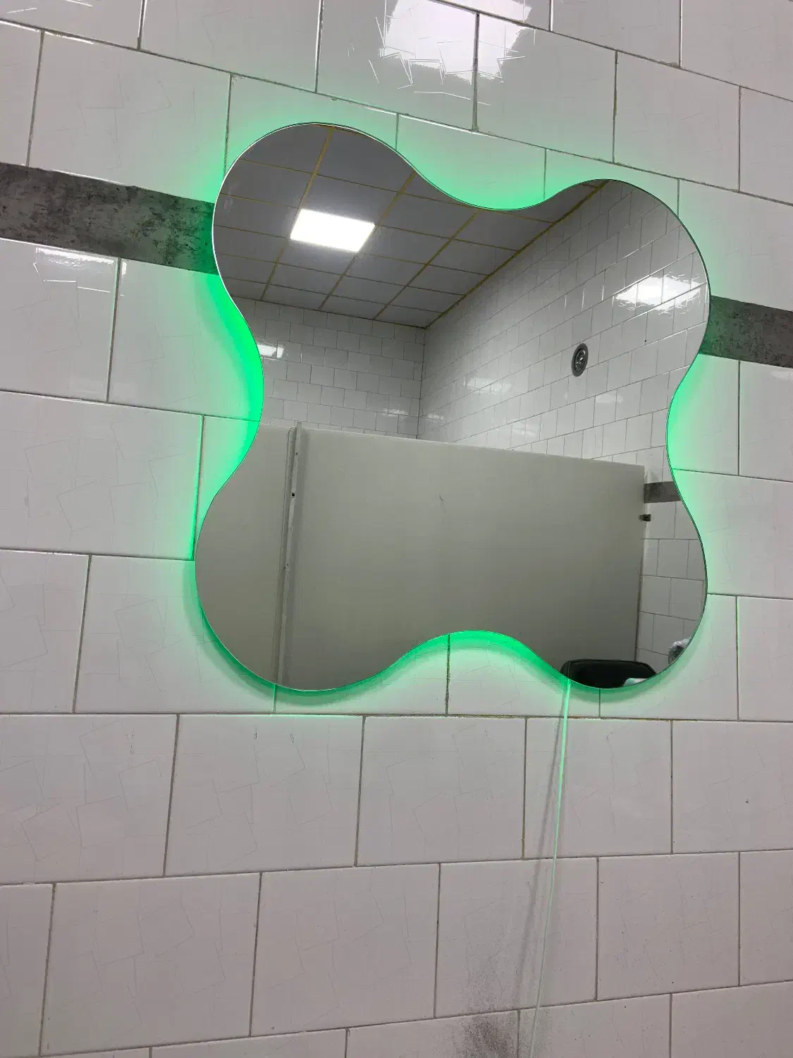 آینه|آینه|مرند, |دیوار